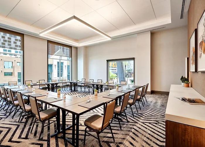 Hotel Omni At Asu
